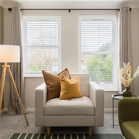 Modern 2-Bedroom Apartments With Free Parking In Leamington Spa Luaran gambar