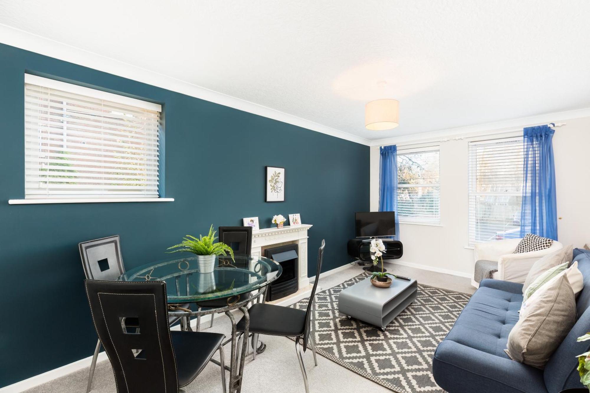Modern 2-Bedroom Apartments With Free Parking In Leamington Spa Luaran gambar