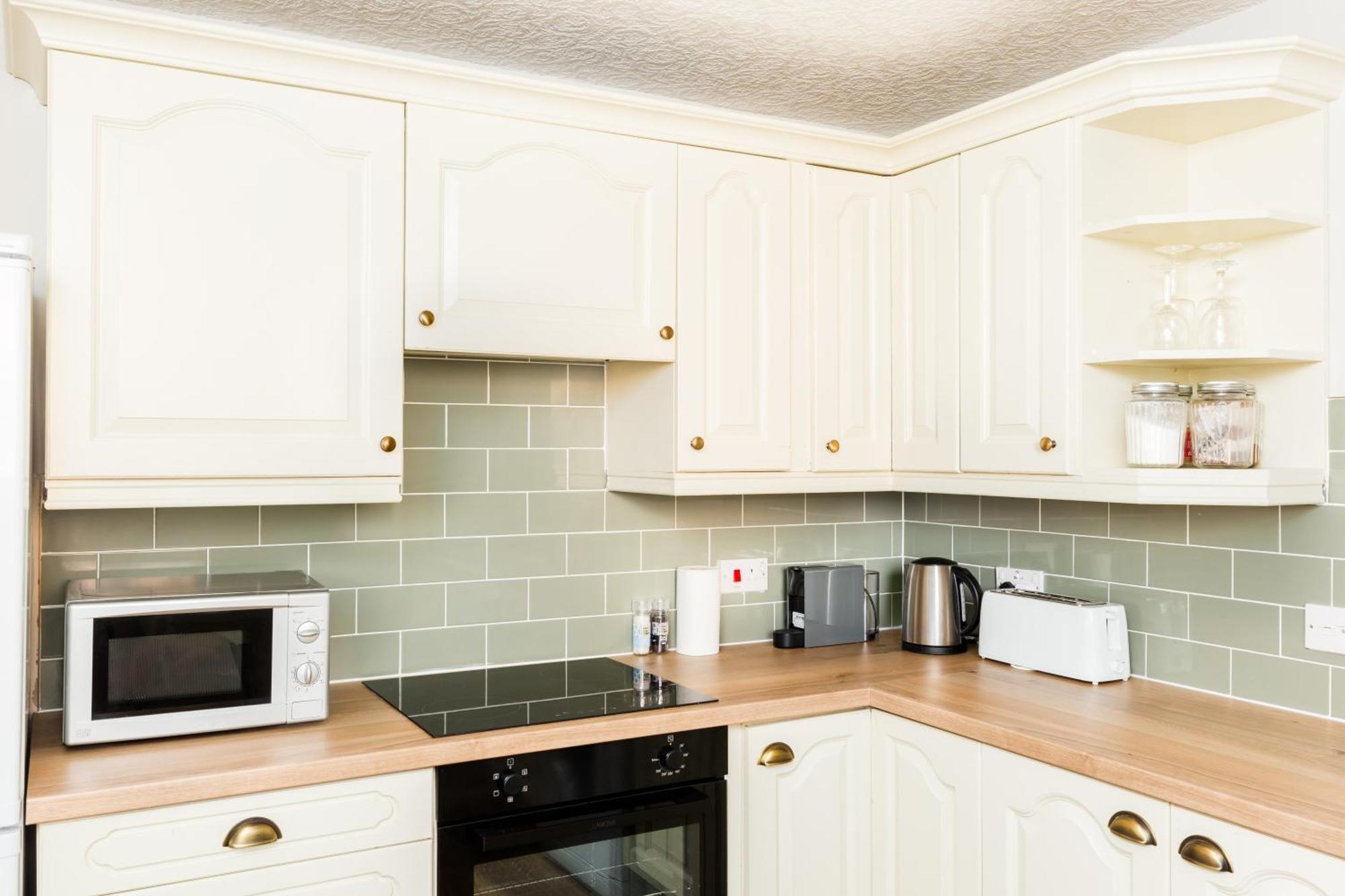 Modern 2-Bedroom Apartments With Free Parking In Leamington Spa Luaran gambar