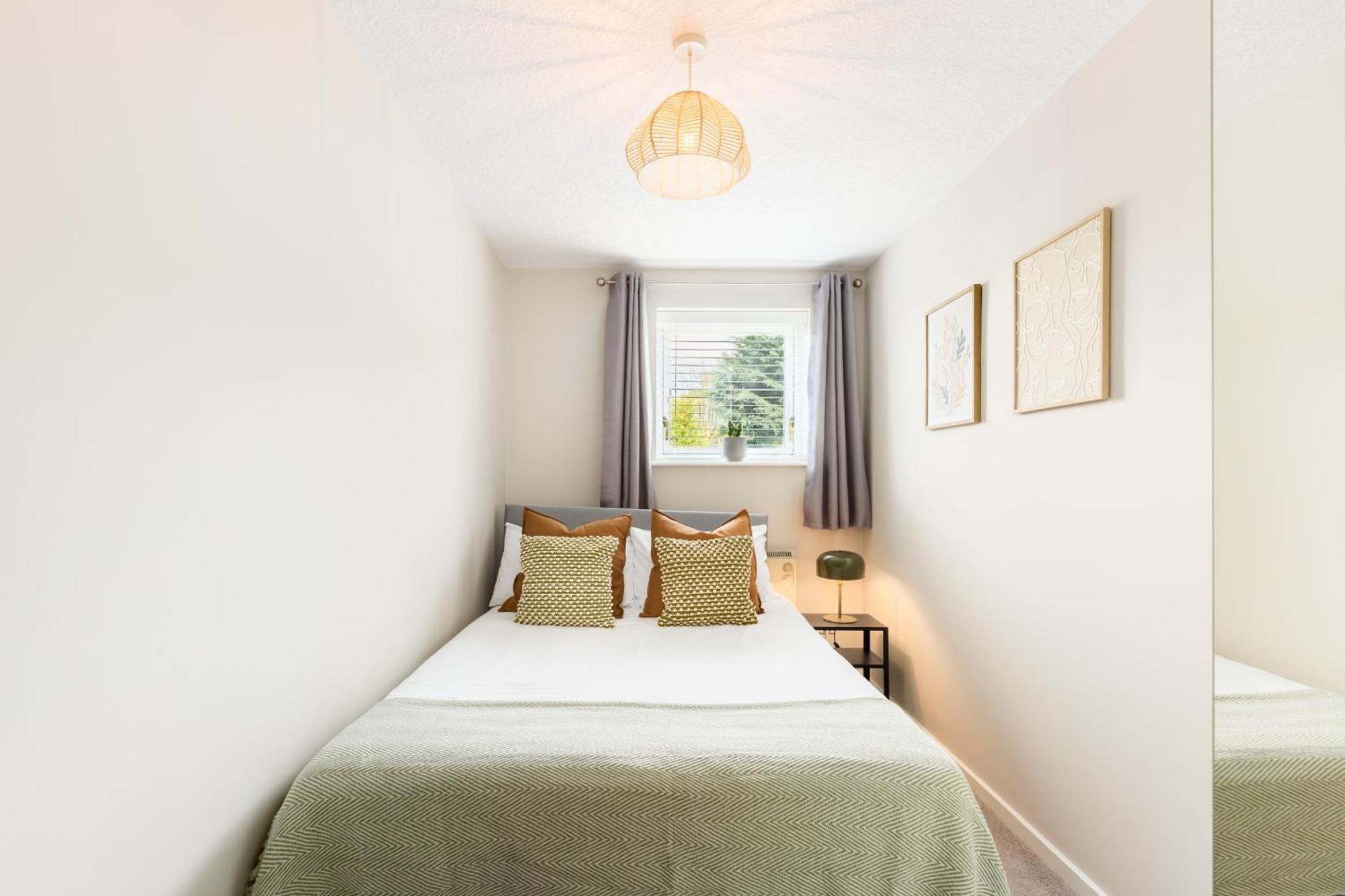 Modern 2-Bedroom Apartments With Free Parking In Leamington Spa Luaran gambar
